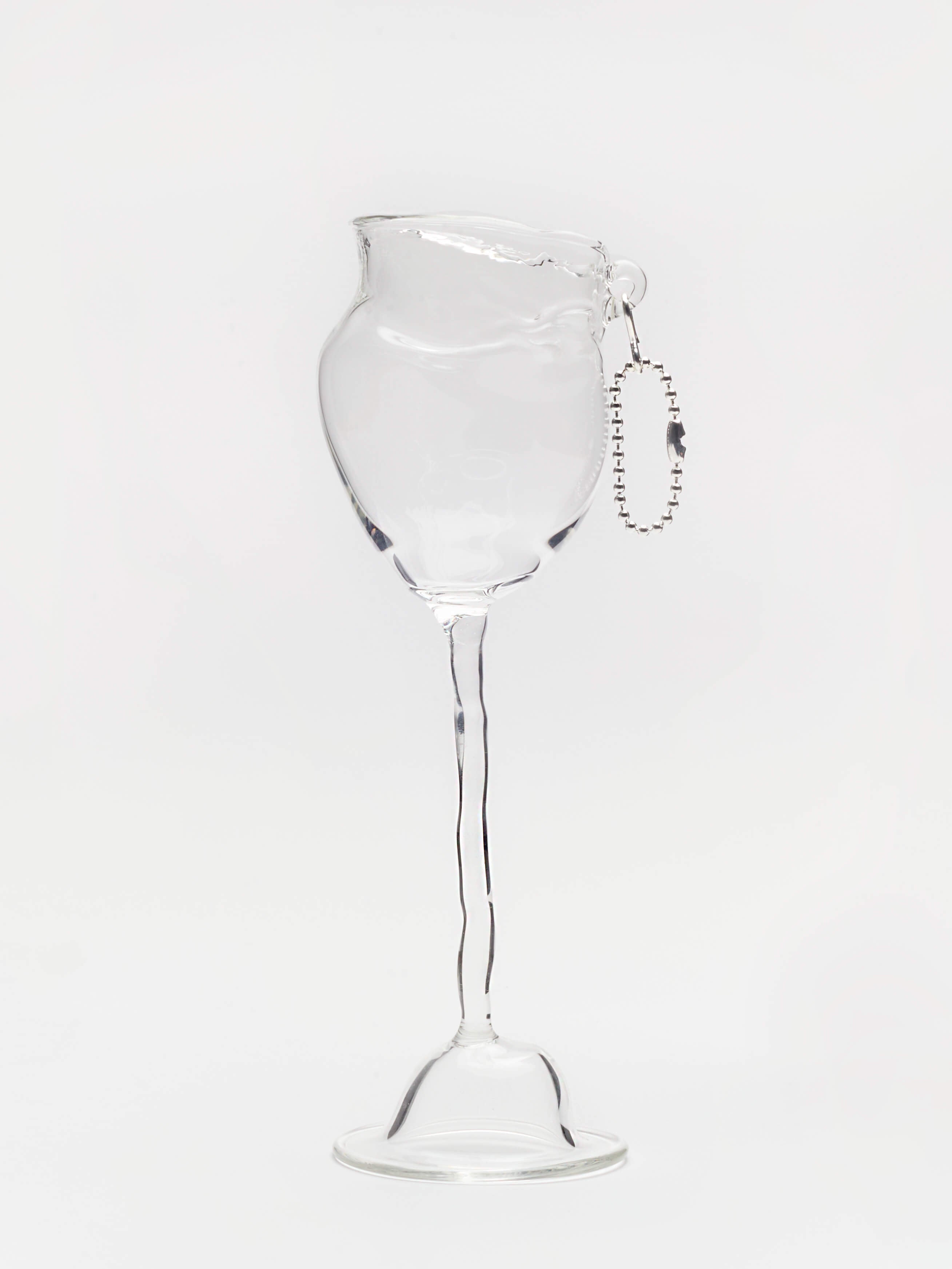 Wine glasses x Vivian Alarcón