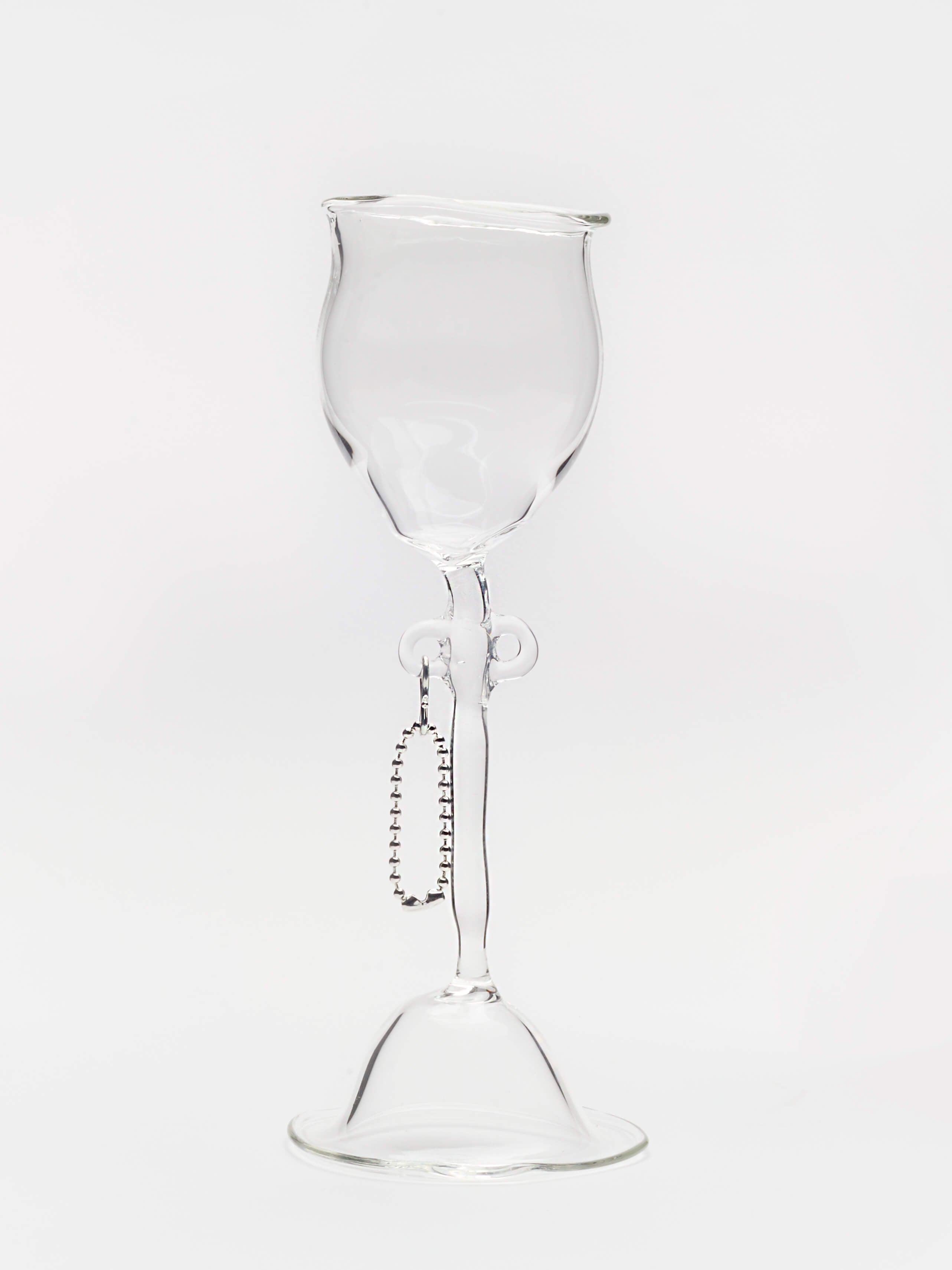 Wine glasses x Vivian Alarcón