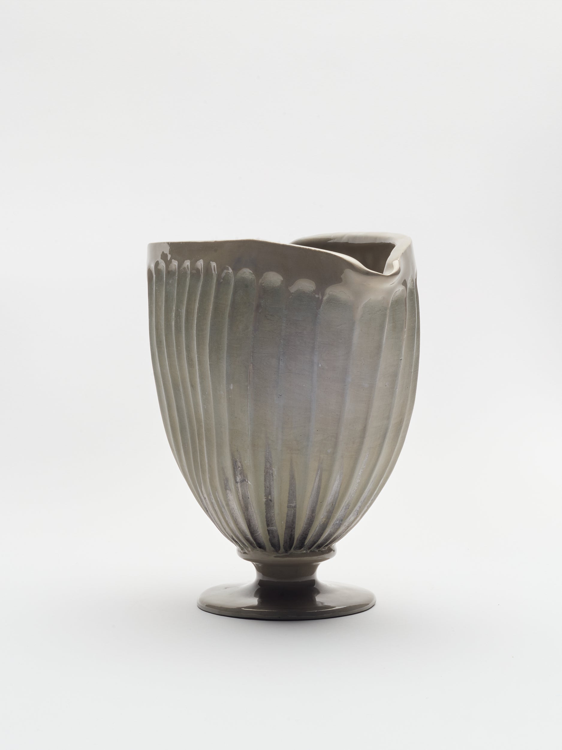 Jug x Volupté
