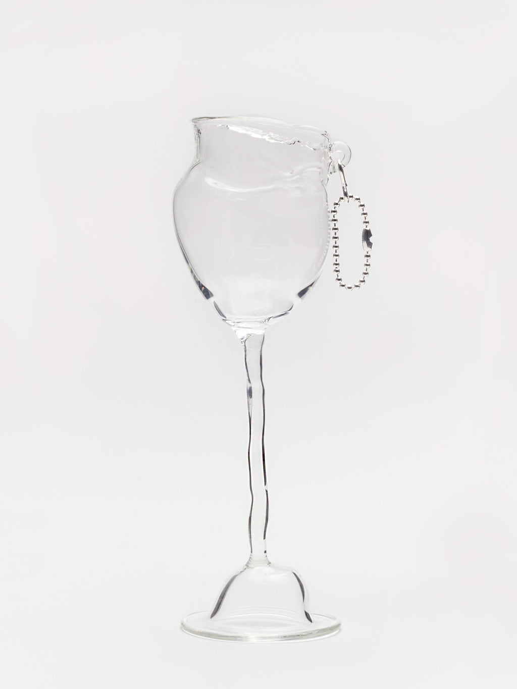 Wine glasses x Vivian Alarcón