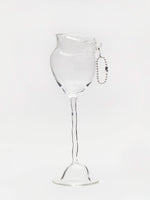 Wine glasses x Vivian Alarcón