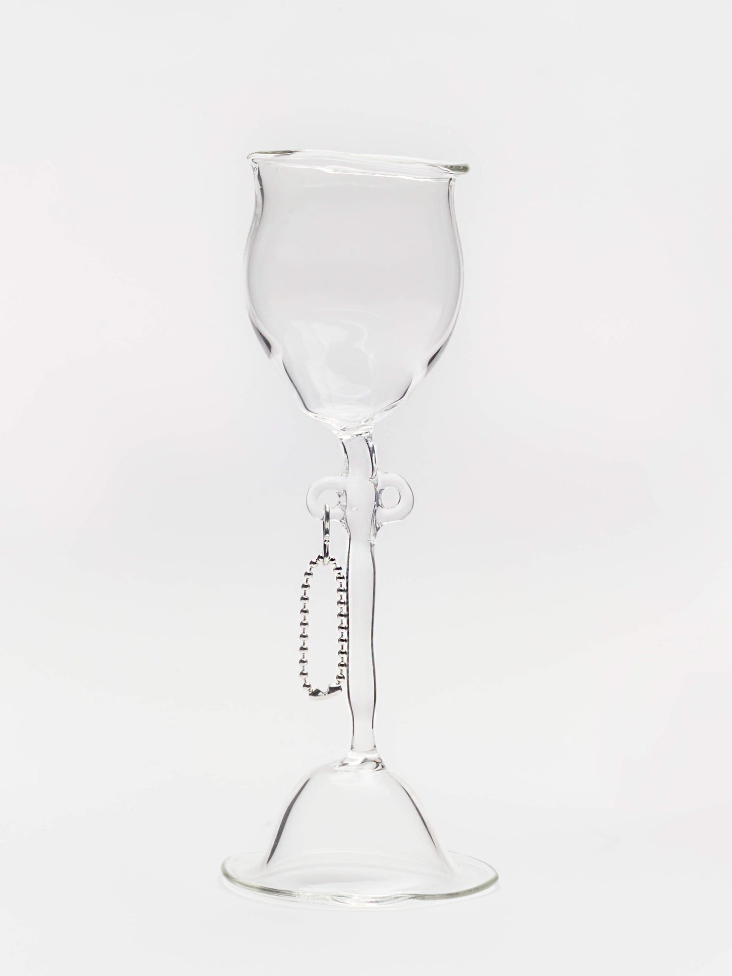 Wine glasses x Vivian Alarcón Front
