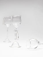 Wine glasses x Vivian Alarcón