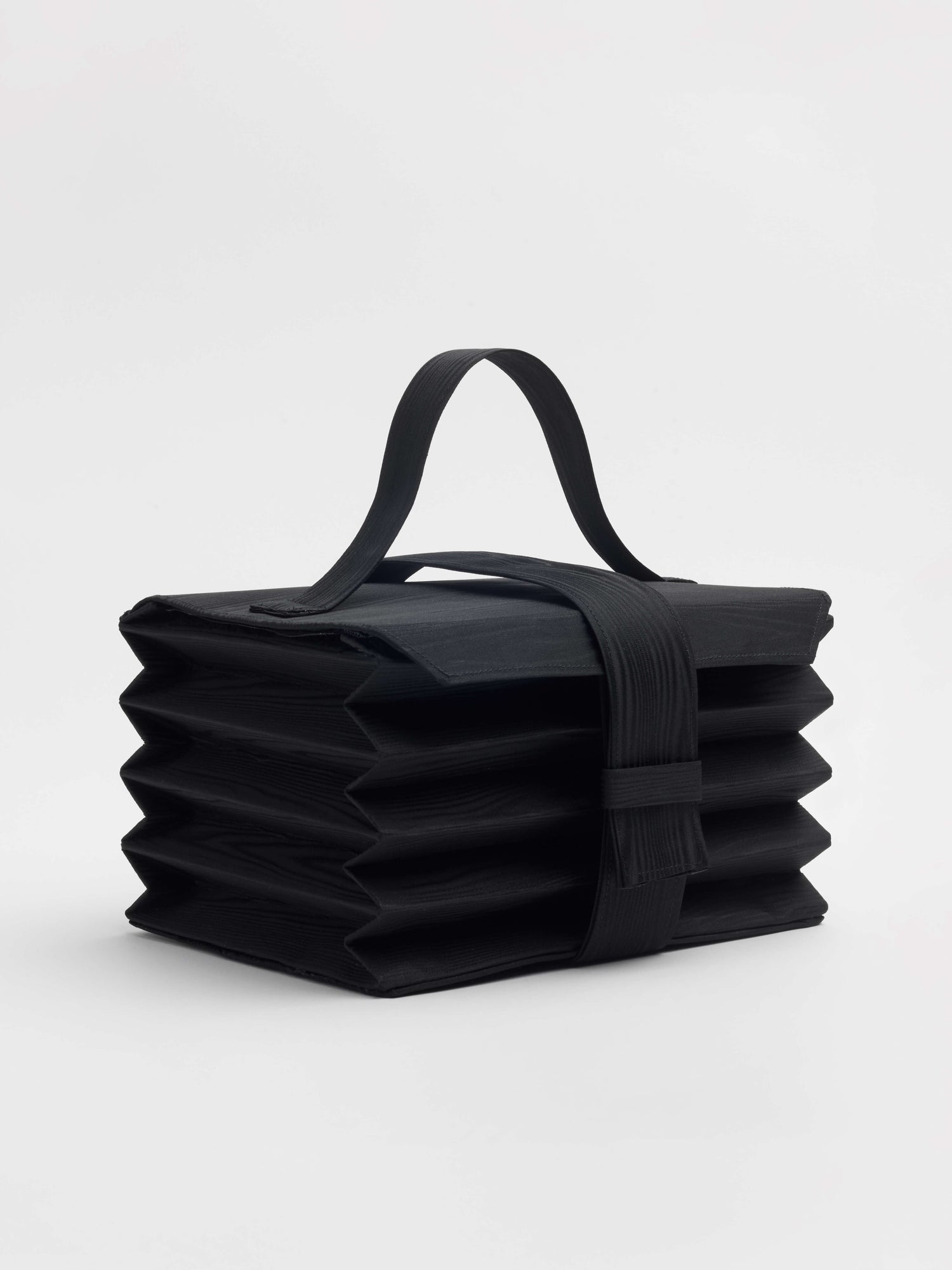 Fondo. All rights reserved. Lunch Box x Inés Sistiaga