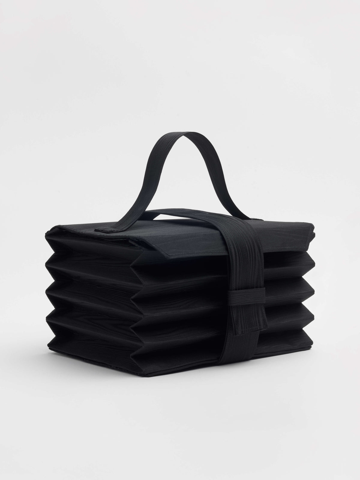 Fondo. All rights reserved. Lunch Box x Inés Sistiaga