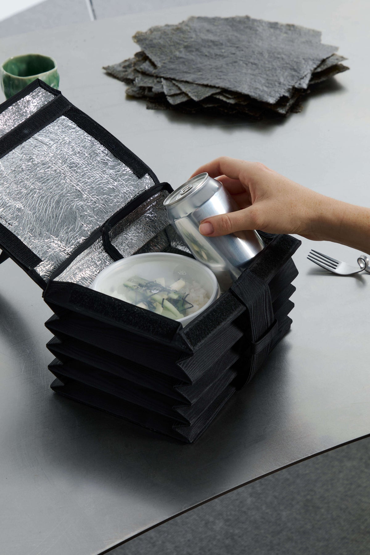 Fondo. All rights reserved. Lunch Box x Inés Sistiaga
