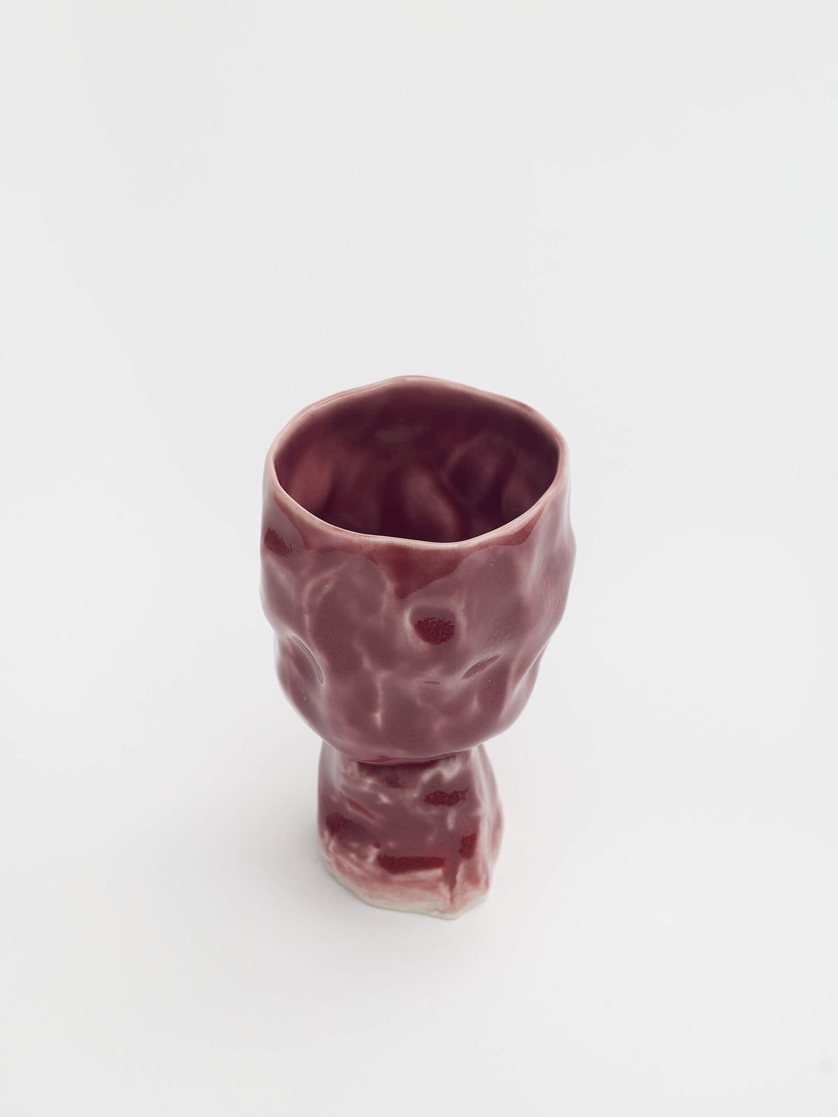 Fondo. Todos los derechos reservados. Cup x Clara Álvarez